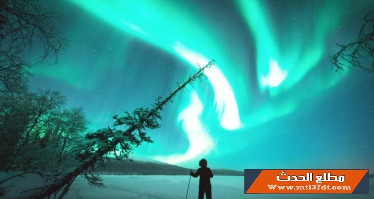 كيف تعثر على الشفق القطبي والينابيع الساخنة