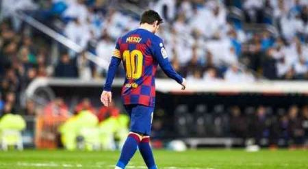 ميسي يقرر الرحيل عن برشلونة الصيف المقبل